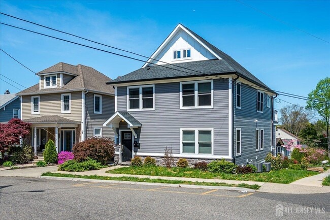 Photo - 4 Wilcox Ave Unit B