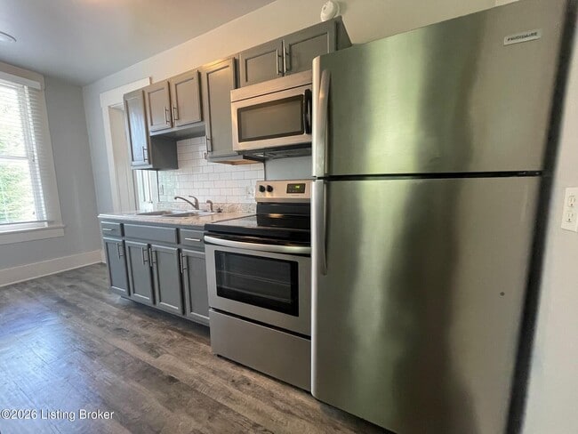 Photo - 1308 E Main St Unit 3