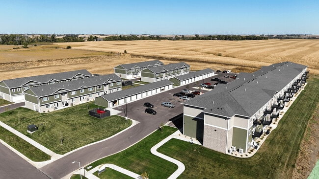 Maple Pass Apartments & Townhomes - Maple Pass Apartments & Townhomes