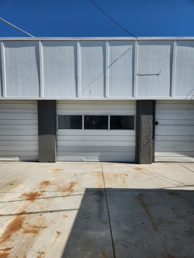 Photo - 1530 S State St House Unit Retail #3
