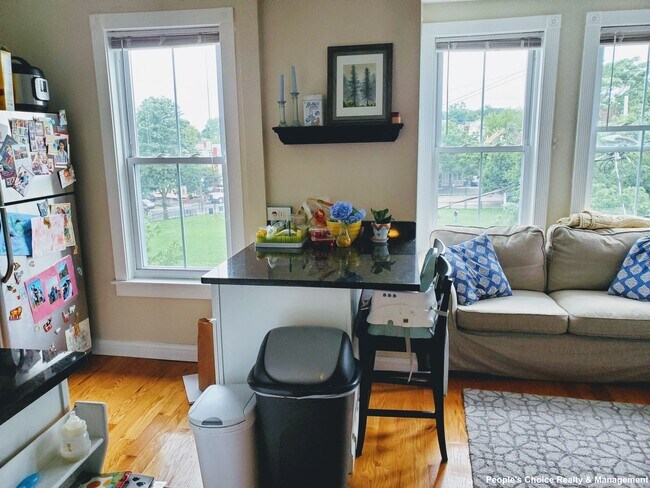 11 Vinal Ave Unit 3A