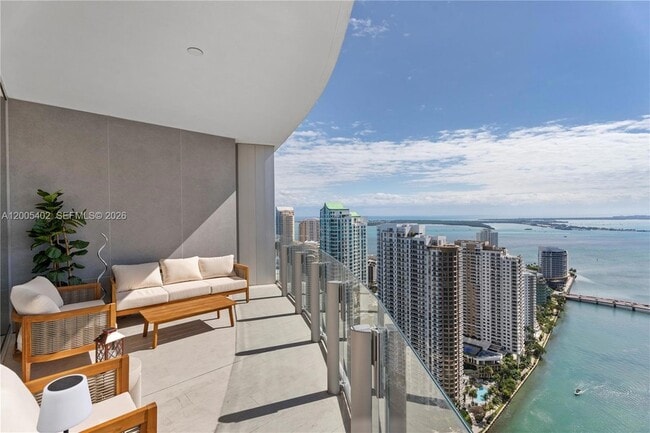 Building Photo - 300 Biscayne Blvd Way Unit 4007