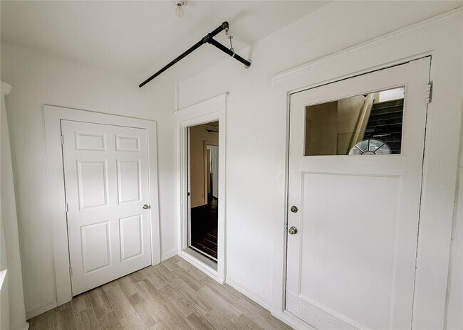 Photo - 1120 NW 51st St Unit 2