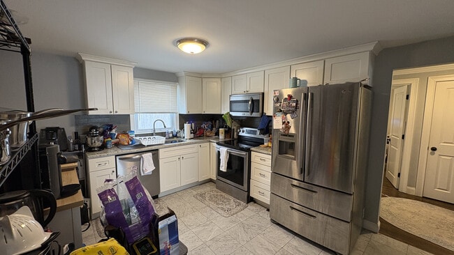 Building Photo - 6 Hardwick Ter Unit 1