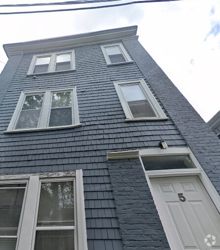 Building Photo - 5 Elmer St Unit 2 Rental
