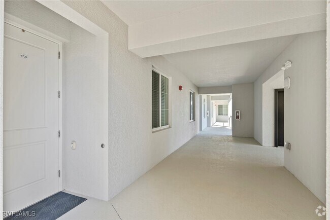 Building Photo - 5835 Double Eagle Cir Unit 4724 Rental