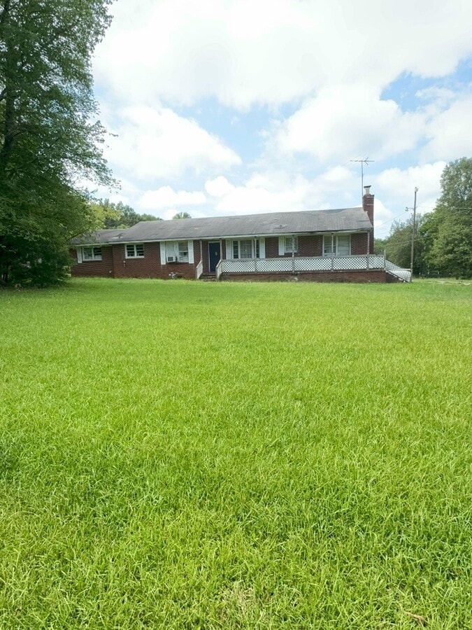 3 bedroom 2 Bathroom - 3 bedroom 2 Bathroom