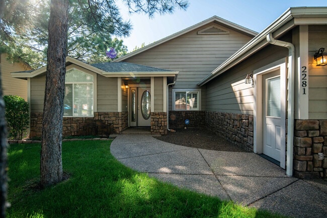 Photo - Beautiful Walnut Ridge Home!