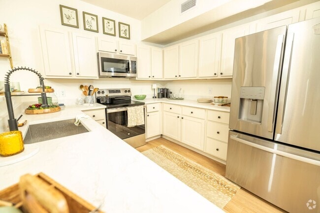 Building Photo - Five Points Condo Unit 302