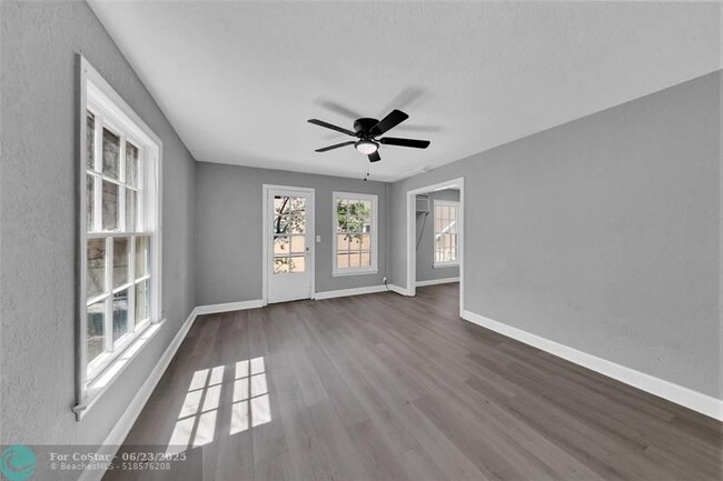 Photo - 325 N Federal Hwy Apartment Unit 1