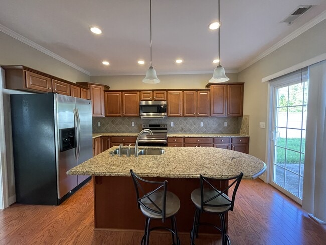 Photo - 509 Capstone Dr