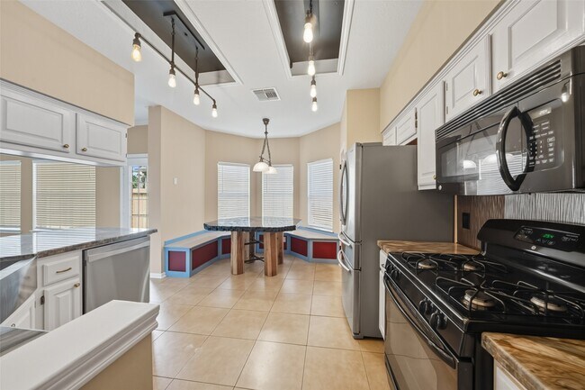 Photo - 1238 Sandy Plains Ln