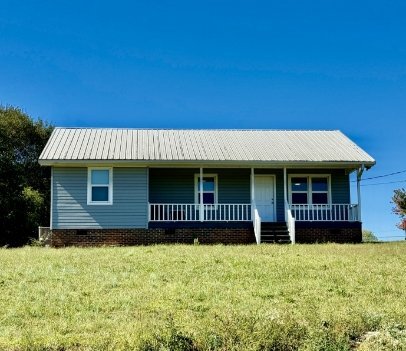 Building Photo - For Rent: Charming 3 Bedroom, 2 Bath Home in Beautiful West Union, SC