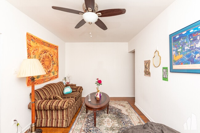 Photo - 3000 N Halsted St Unidad #2D