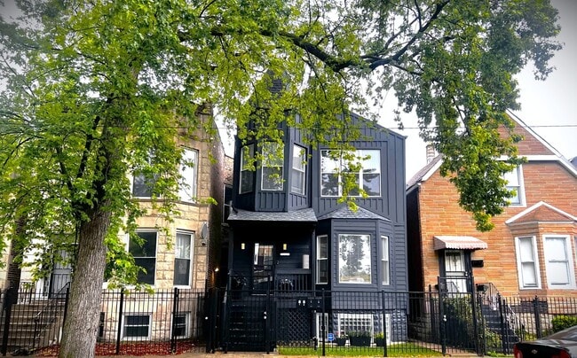 Building Photo - 6613 S Langley Ave Unit La Casa Negra Chicago