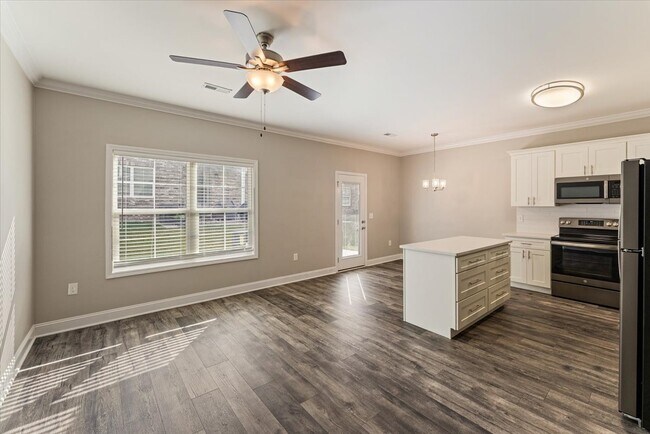 Photo - 415 Flt Rdg Wy