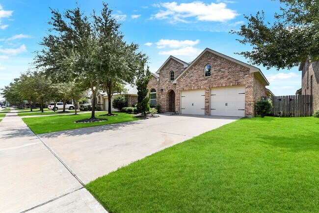 Photo - 2226 Falcon Brook Dr
