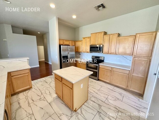 Photo - 244 W Merrill Ave