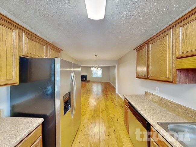 Photo - 119 Bradford Cir