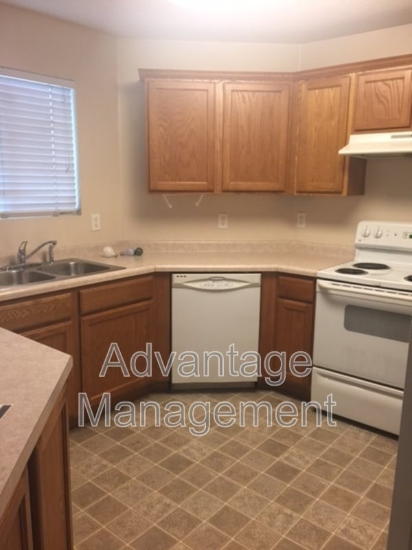 Photo - 105 Daybreak Ln