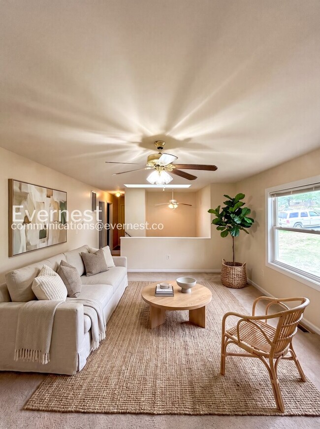 11406 Wentworth Ct