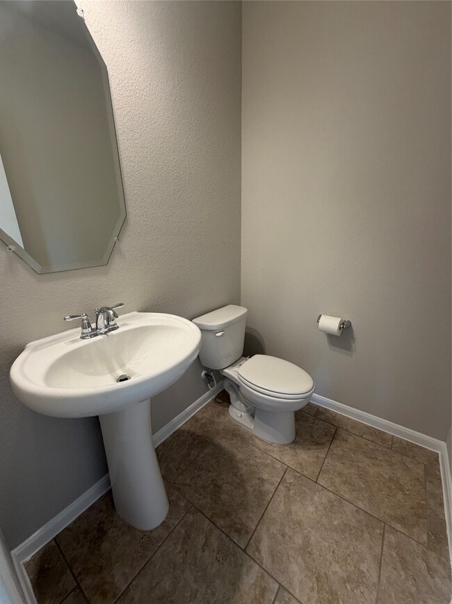Photo - 1234 Willow Plains Ln