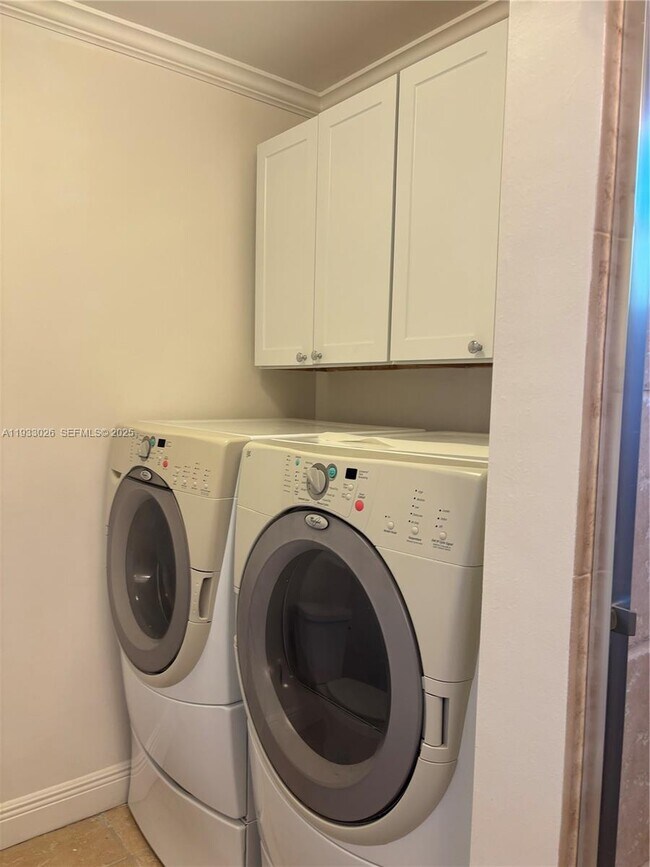 Photo - 10520 SW 153rd Ct Unidad 1