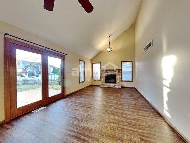 Photo - 4506 W Riverside Dr