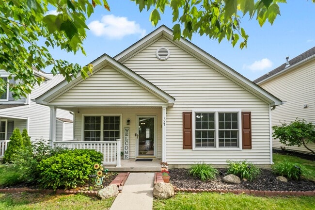 Photo - 157 Feathertip Ln