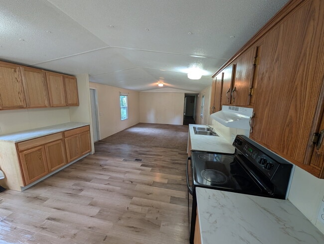 Photo - 85 Ransdell Ln