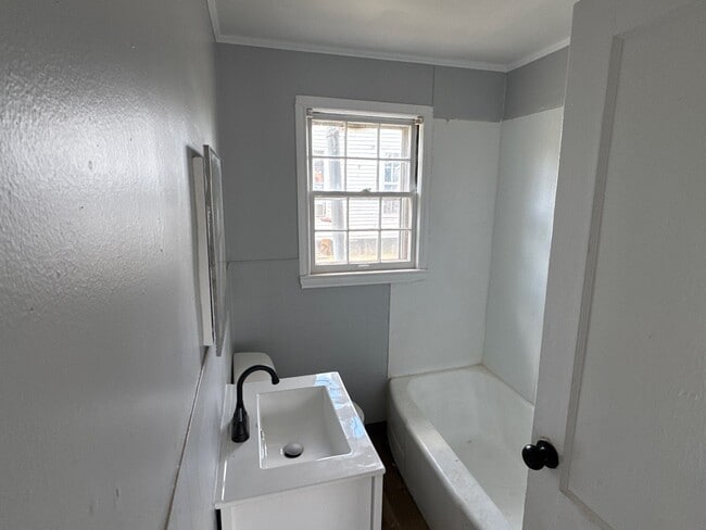 Photo - 505 Margin St