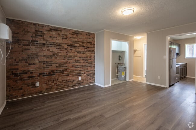 Building Photo - French Quarters Rental
