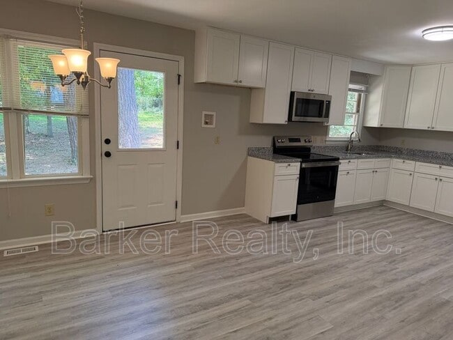 Photo - 12019 Holmes Hollow Rd