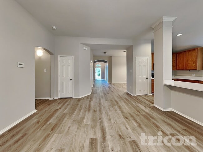 Photo - 707 Fireberry Dr