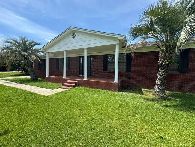 Gulf Breeze Pineglade 4 bedroom - Image 