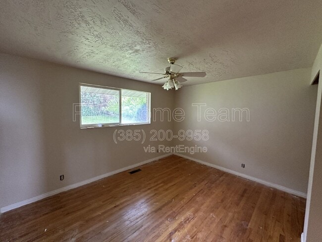 Photo - 531 Mountain Rd