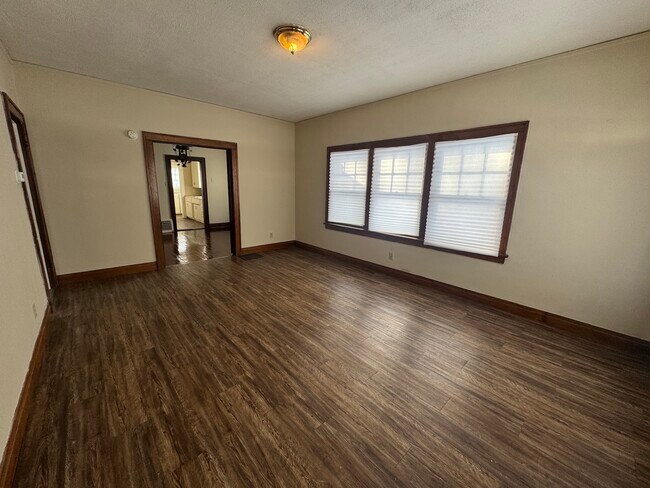 Photo - 1211 N Sheridan St