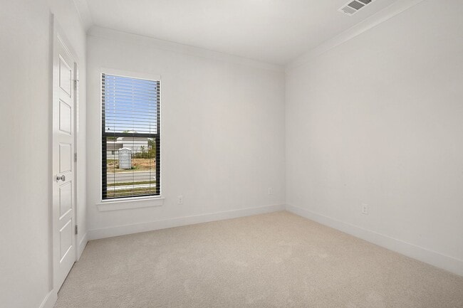 Photo - Beautiful 4 bedroom home in Settlement at Shoe Creek