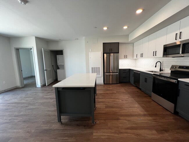 Photo - 20 Rugg Rd Unidad #B1