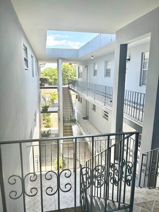 Photo - 5100 W Flagler St Unit 307
