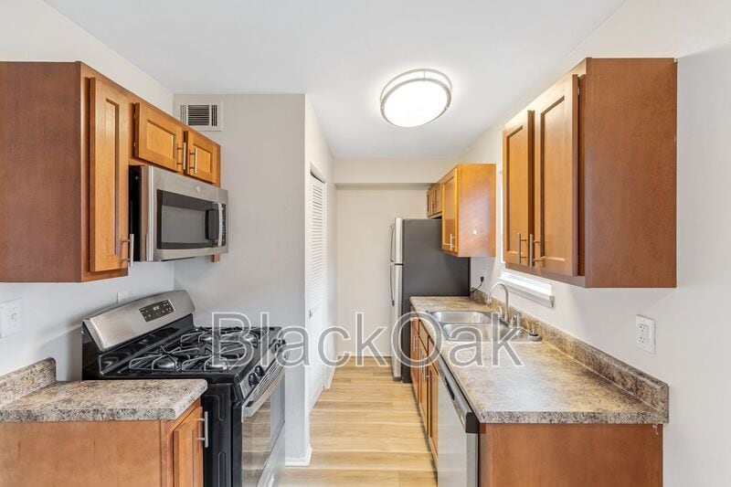 Photo - 1007 St. Paul Ct.