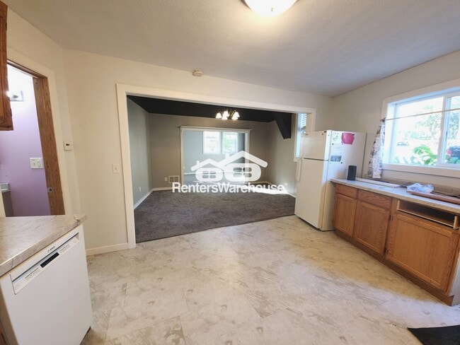 Photo - 200 N Vine St
