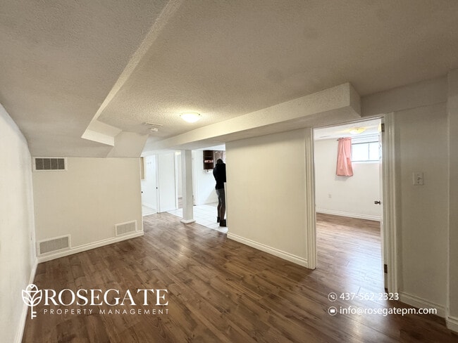 Photo - Spacious 3-Bedroom Basement Apartment with Parking & Locker – Brampton Unit 2