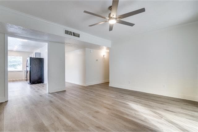 Photo - 5913 Maple Ln