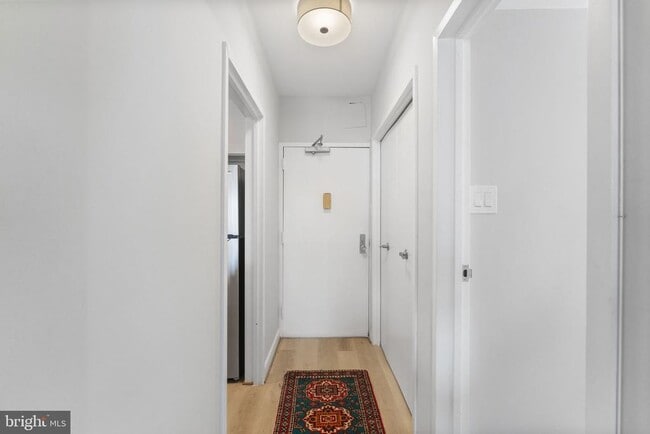 Photo - 4141 Henderson Rd Unit 614