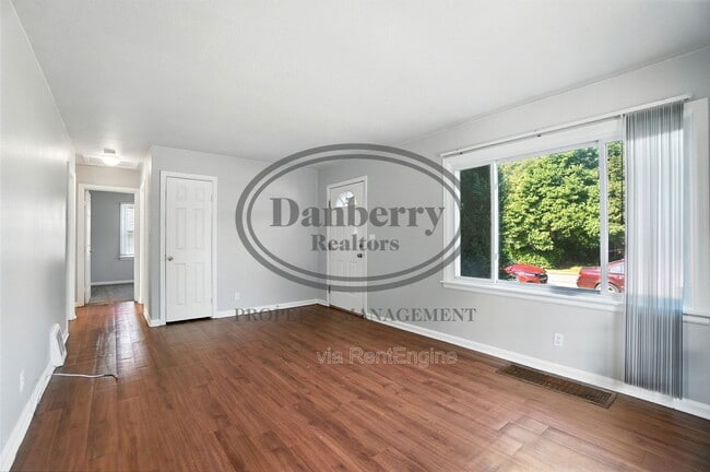 Photo - 1126 Searles Rd