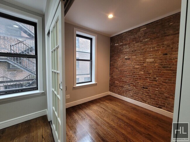 Photo - East 18th Street Unidad C4