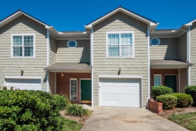 Building Photo - 114 Sun Ridge Dr Rental