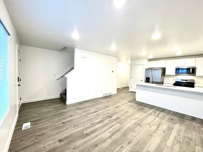 Photo - Modern 3-Bedroom Townhome in Provo
