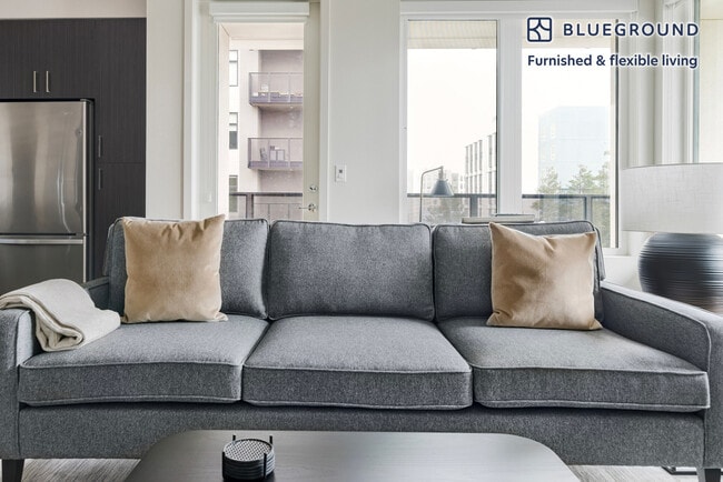 Photo - 2333 Calle Del Mundo Unidad FL4-ID2084